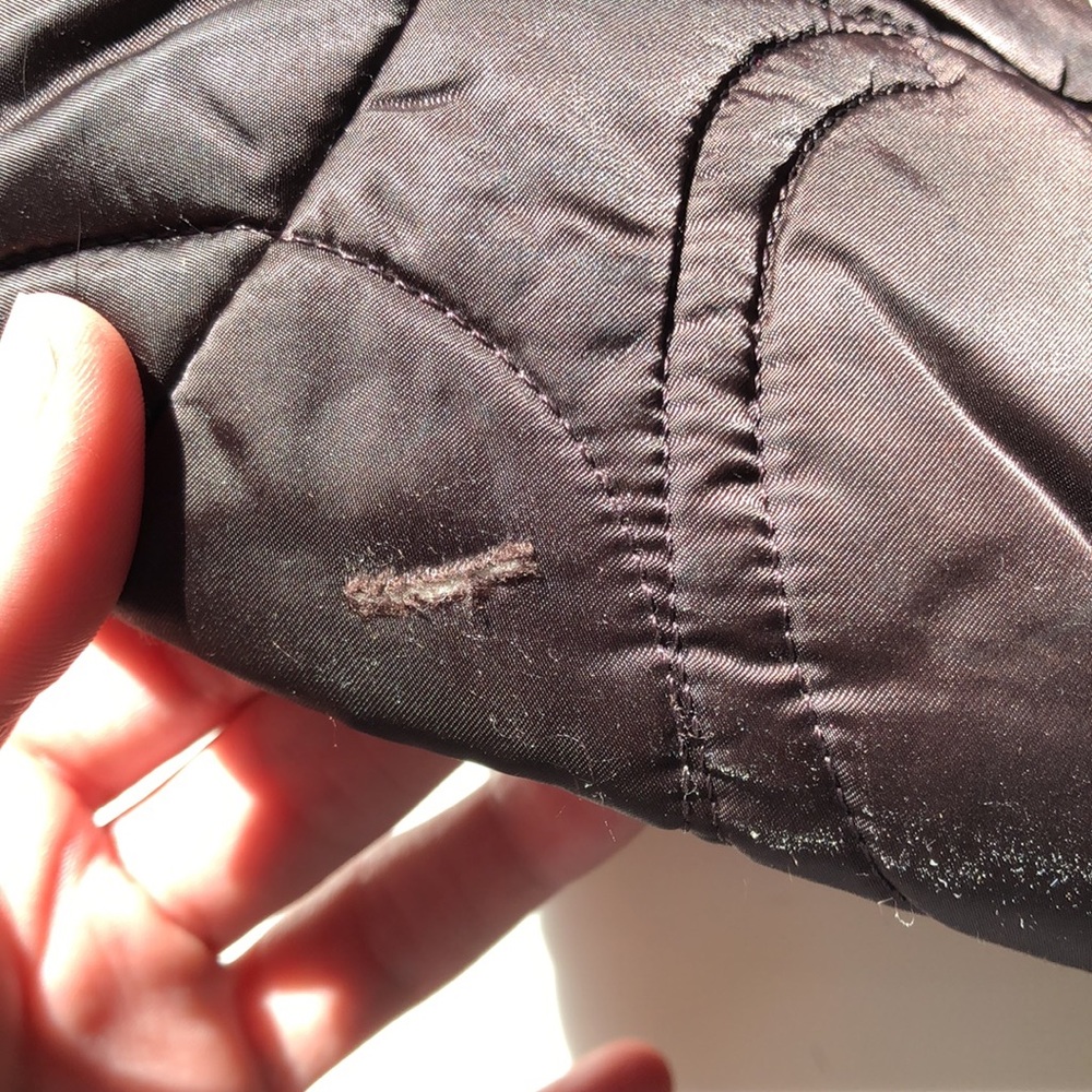 Vintage,CoachSignature,Rabbit,FurTrimmed Quilt satin shoulder bag. - Picture 5 of 7